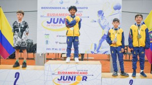 Faustino Herrera hizo historia con una medalla de plata en el Sudamericano Juvenil de Squash