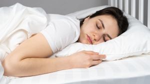 Gravedad cero: cómo es la postura que la NASA recomienda para dormir