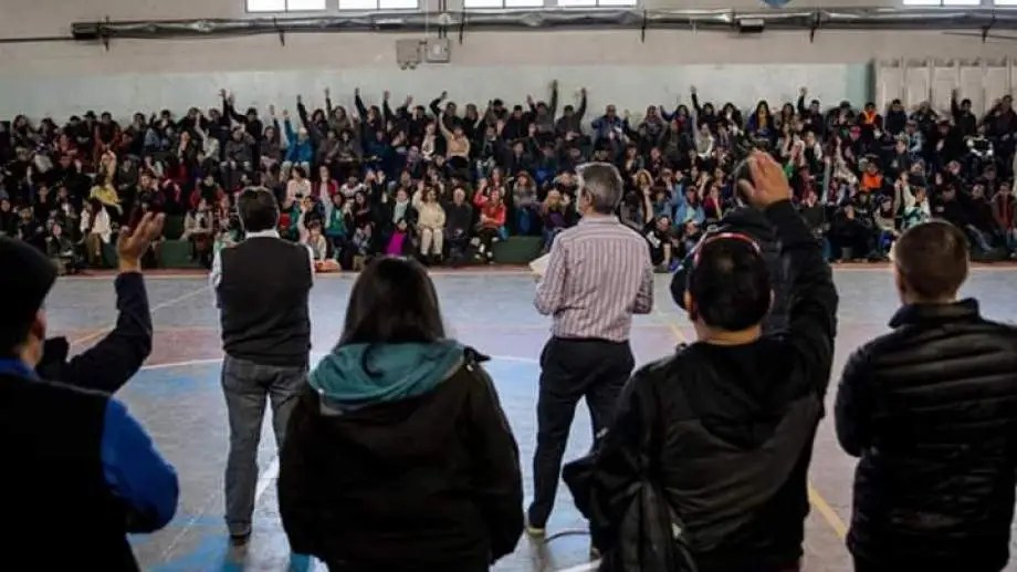 Los trabajadores definieron en asamblea la pretensión salarial que llevarán al Ejecutivo. (archivo)