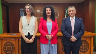 Marín, Criado y Bronzetti, en el acto de ayer en Viedma.