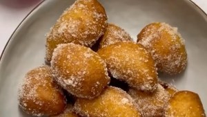 Buñuelos de manzana y canela ¡mate seguro!