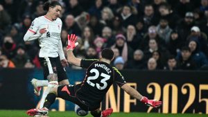 La frustración de Darwin Núñez tras la gran actuación de Dibu Martínez: «Nunca&#8230;»