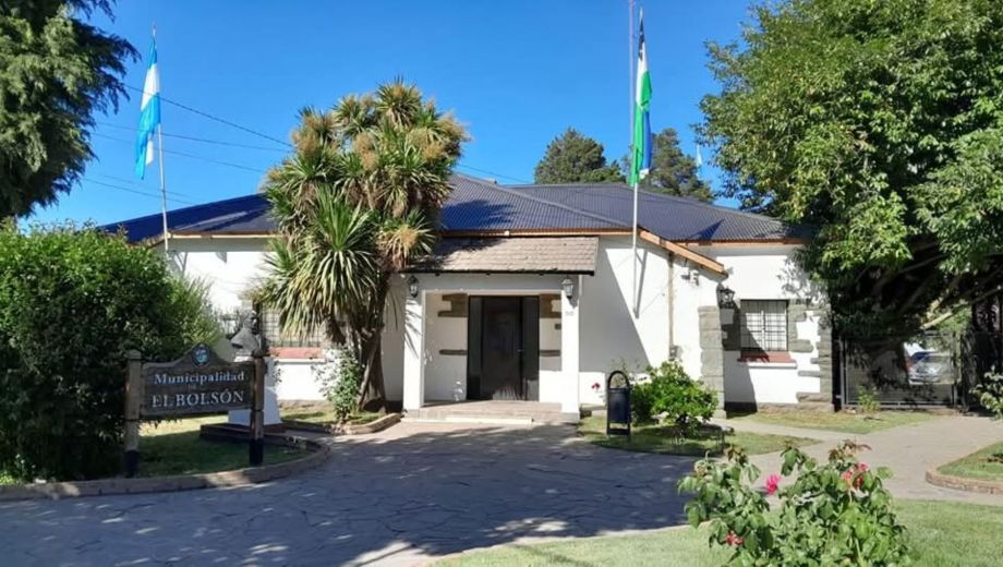 La municipalidad de El Bolsón deberá pagar con parte de su coparticipación una demanda por un accidente en una plaza. Archivo
