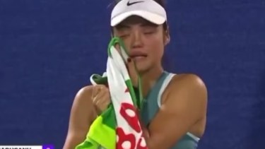 La tenista profesional pidió asistencia en pleno partido.