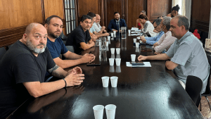 Salario de estatales: el Gobierno anunció una suba abajo de la inflación y Aguiar dijo que «da asco»