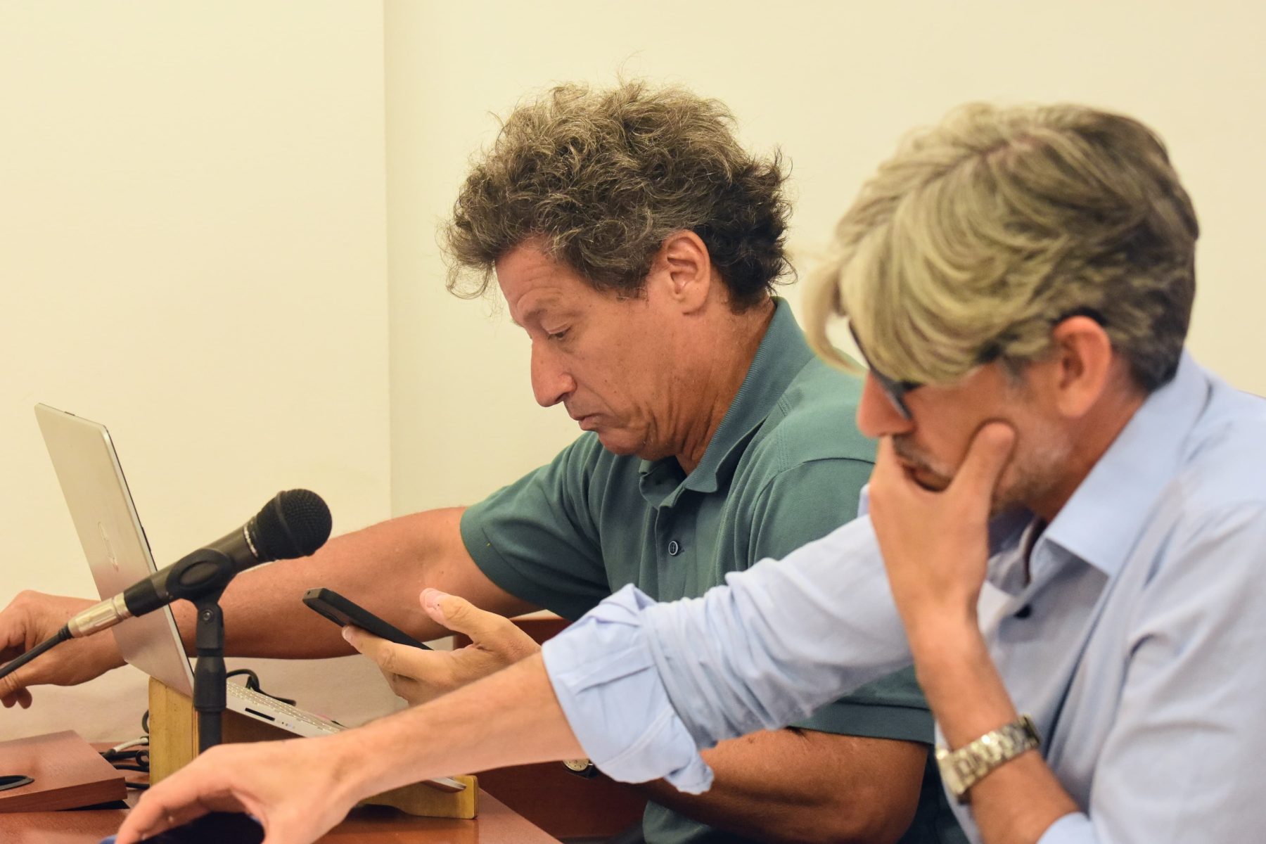Gustavo Kohon, representante de la fiscalía de Estado, junto a Maximiliano Breide Obeid, fiscal jefe penal. (Cecilia Maletti)