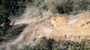 Cortes sobre Ruta 65 en Neuquén: habrá voladuras para ensanchar la calzada
