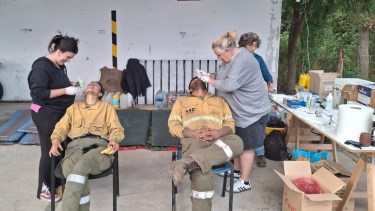 Voluntarias en plena acción. Foto: gentileza. 