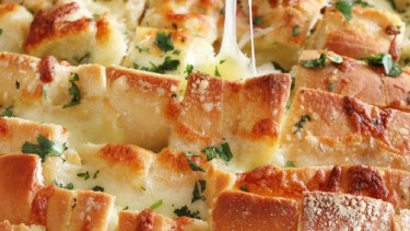 En 15 minutos tenés un pan de ajo para chuparse los dedos