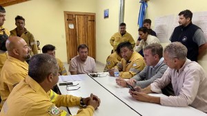 Más de 100 familias afectadas por el incendio en El Bolsón: dónde están los focos más activos