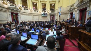 Favores partidarios a Milei