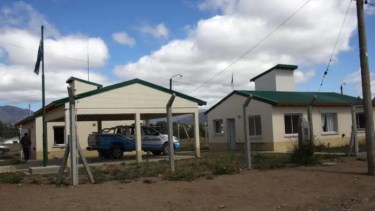 El homicidio ocurrió la noche del lunes en la jurisdicción de la subcomisaría 80 de la zona este de Bariloche. (Archivo)