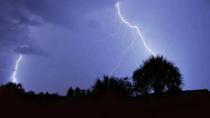 Nubes negras en Neuquén y Río Negro: las zonas con alerta por tormentas este miércoles y los peores horarios