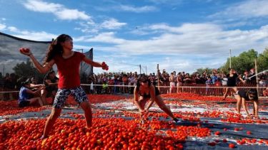 La Fiesta del Tomate arranca ofrece paseos en globo gratis: mirá la grilla de actividades