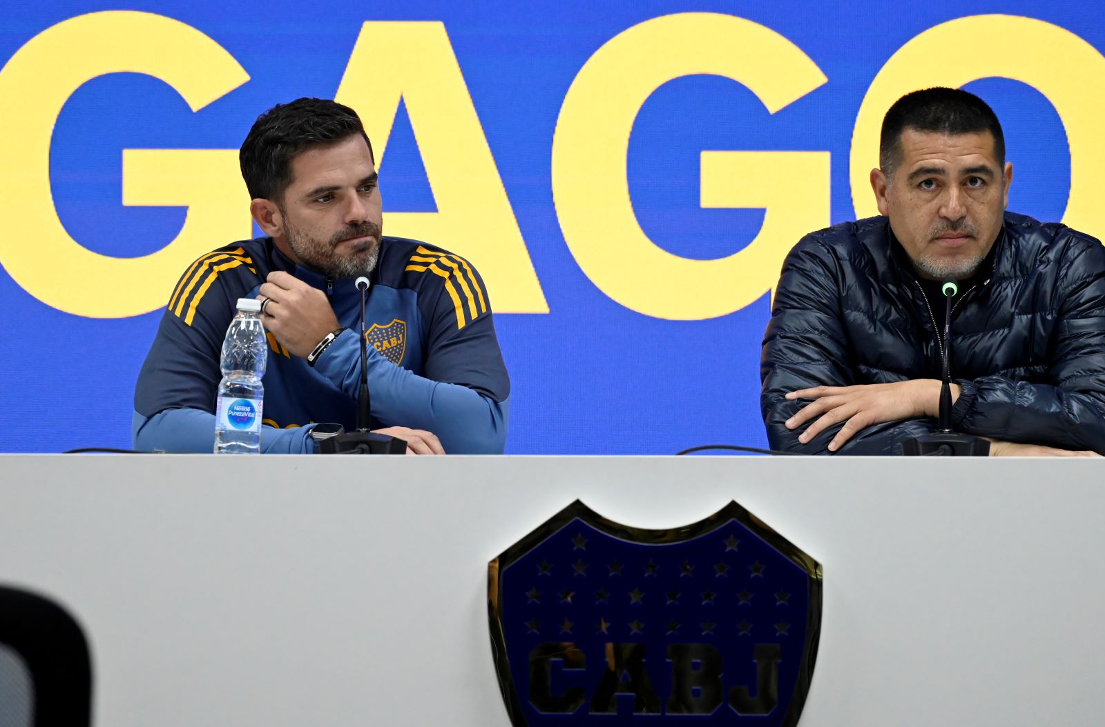 Gago resiste en Boca, pero la postura de Riquelme y el Consejo es ...