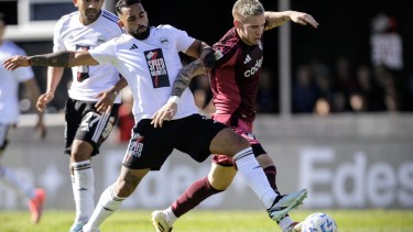 River y Deportivo Riestra no se sacan diferencias en la fecha 10 del Torneo Apertura.