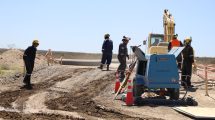 Imagen de Oleoducto Vaca Muerta Sur | Reclaman mano de obra local en Roca: «Queremos ser escuchados»