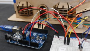 Dictan una capacitación en robótica y programación para docentes a fin de que lo trasladen a las aulas en Bariloche