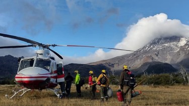 El viento podría complicar el incendio en el parque Lanín: ahora está contenido