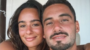 Nico Occhiato y Flor Jazmín Peña contaron cómo les robaron en un hotel mientras vacacionaban: «Nos faltaba plata» 