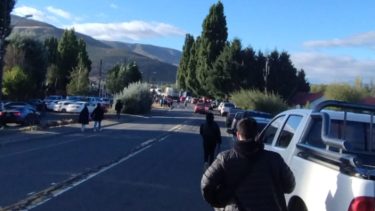 Advierten un tránsito complicado en los pasos de Neuquén a Chile este domingo. (Foto archivo).