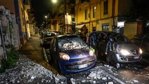 Video | Noche de terror en Italia: personas atrapadas y casas destrozadas por un temblor cerca de Nápoles