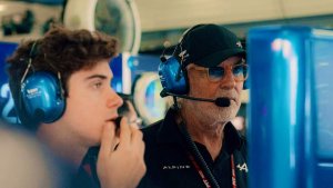 La reacción de Franco Colapinto ante el abandono de Jack Doohan en la práctica del GP de China