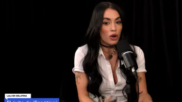 Lali Espósito en Galatina con Pedro Rosemblat: el beso, su relación con las redes y qué dijo de Javier Milei