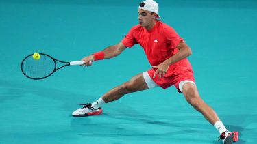 Francisco jugó un gran partido en la carpeta estadounidense. (AP)