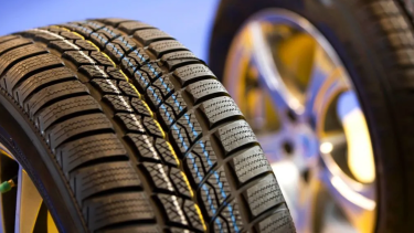 En Chile, la compra de neumáticos está reglada de la siguiente manera: para pasar sin pagar, se debe demostrar que el recambio fue motivado por una incidencia del viaje, como una rotura. Foto: gentileza.