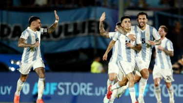 Argentina le ganó a Uruguay en Montevideo y quedó a un paso de la clasificación al Mundial 2026