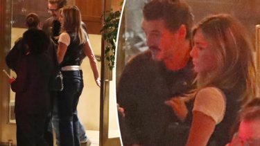 Pedro Pascal y Jennifer Aniston.-