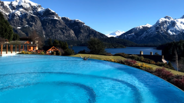 El lujoso hotel de Bariloche es un emblema de la Patagonia. Foto gentileza. 