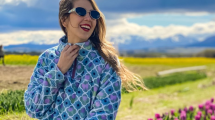 Imagen de Mechi Bartorelli, la diseñadora que lleva la Patagonia a tus prendas con colores vibrantes