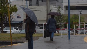 Lluvias en el Alto Valle y la cordillera de Neuquén y Río Negro este fin de semana: una ciudad tendrá nieve este viernes