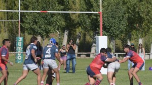 Neuquén RC le ganó de visitante a Roca RC y sigue como puntero en el Regional Patagónico