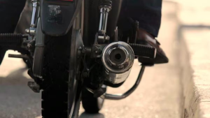 Video | «¡Váyanse, necesitamos dormir»: vecinos se pelearon con motociclistas por los ruidos molestos en Neuquén