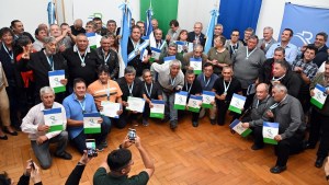 El gobierno de Río Negro reconoció en Viedma a los soldados continentales de Malvinas