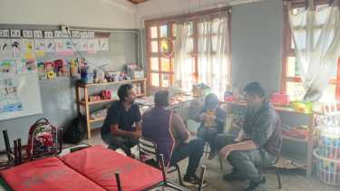 profesionales de la Salud en las escuelas rurales de San Martín de los Andes. Foto: Gentileza. 