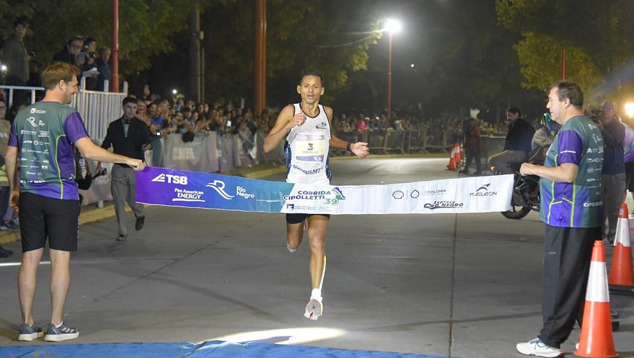 Wendell, el más rápido de la Corrida de Cipolletti en 2025. (Foto: Florencia Salto)