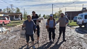 Temporal en Bahía Blanca: «Mis abuelos sobrevivieron subidos a la cama», el estremecedor relato de una vecina