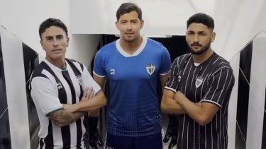 Cipolletti presentó sus nuevas camisetas para el Federal A 2025.