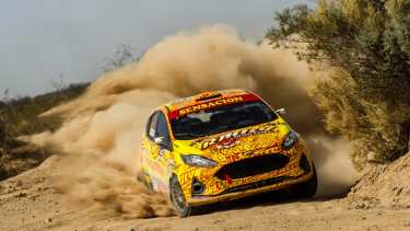 Rauly Martínez arrancó la defensa del título con triunfo en Cervantes. (Foto: Gentileza Locos x el Rally)