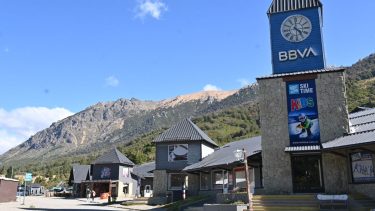 El cerro Catedral espera el aval político para avanzar en su proyecto de desarrollo inmobiliario en la montaña. Foto: Chino Leiva