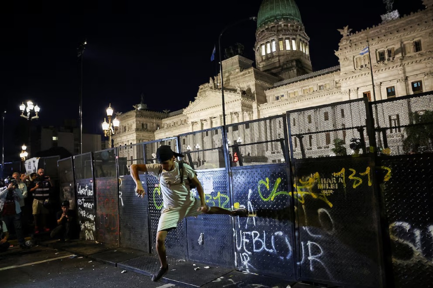 Marcha en el Congreso este miércoles. Foto: Infobae. 