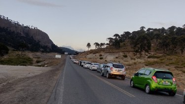 Anticipan «grandes demoras» en los pasos a Chile por Semana Santa: piden no acampar en los centros fronterizos