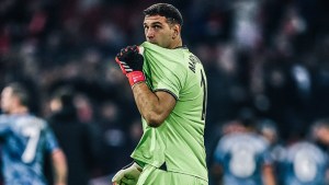 Dibu Martínez anticipó cómo será su regreso a Francia con Aston Villa: «Creo que va a ser peor»