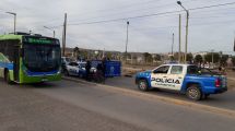 Imagen de Murió un hombre en el oeste de Neuquén tras ser arrollado por un colectivo: qué se sabe