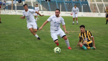Atlético Regina goleó 5 a 0 a Maracacinho (Foto: Gentileza Beto Troncozo).