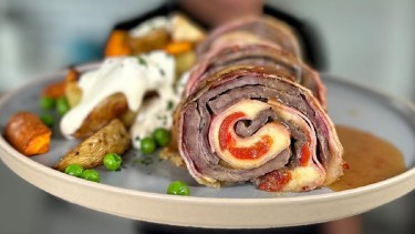 Paso a paso cómo hacer un arrollado de carne envuelto en panceta en freidora de aire